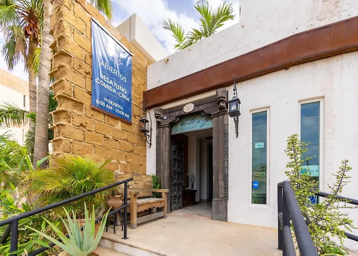 Puerta Vieja Boutique Bed & Breakfast *